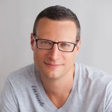 Dr. Noah De Koyer